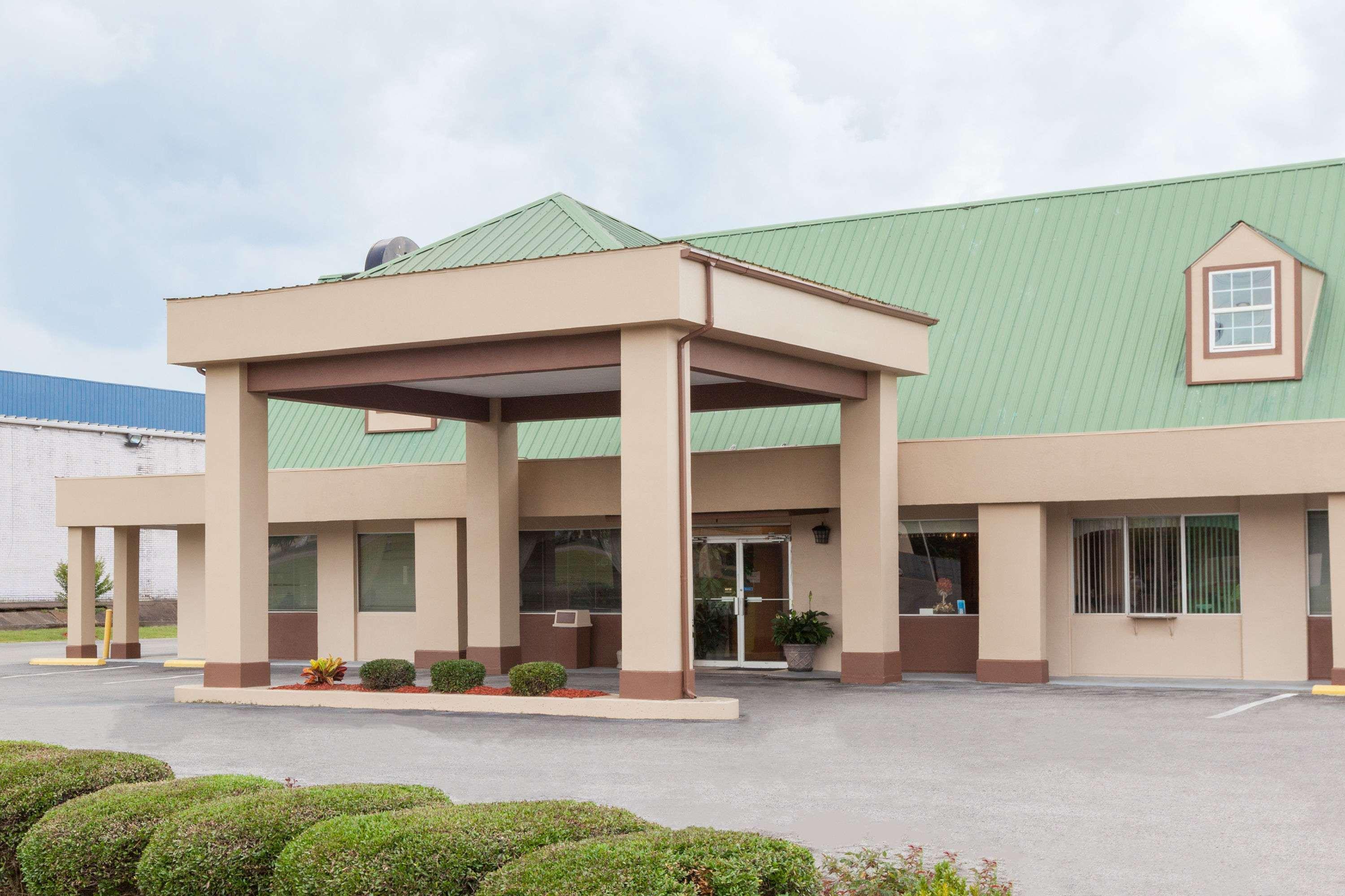Meridian Inn Hotel Εξωτερικό φωτογραφία