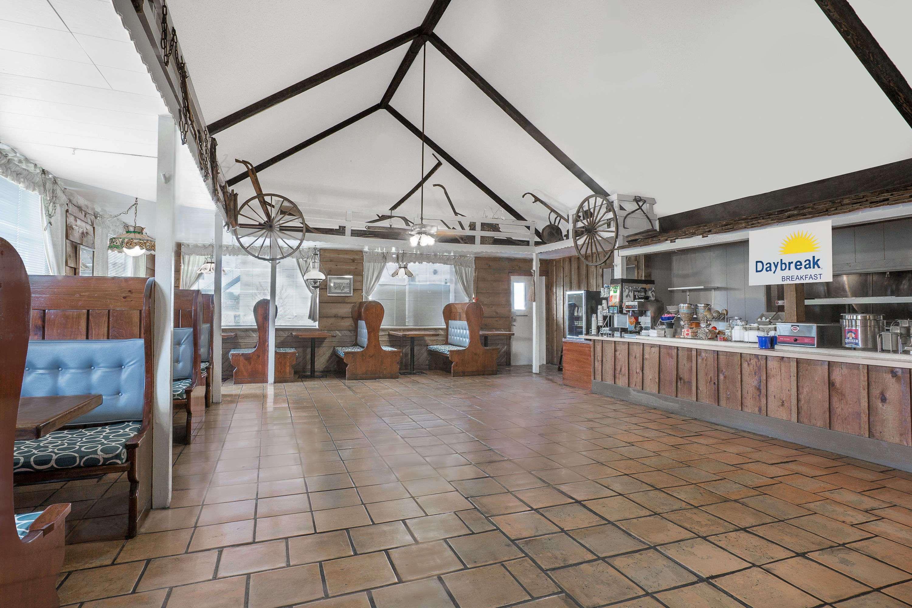 Meridian Inn Hotel Εξωτερικό φωτογραφία